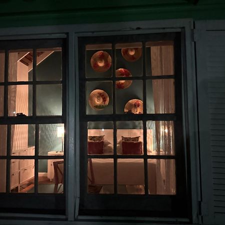 ホテル East Winds St. Lucia グロス・アイレット エクステリア 写真