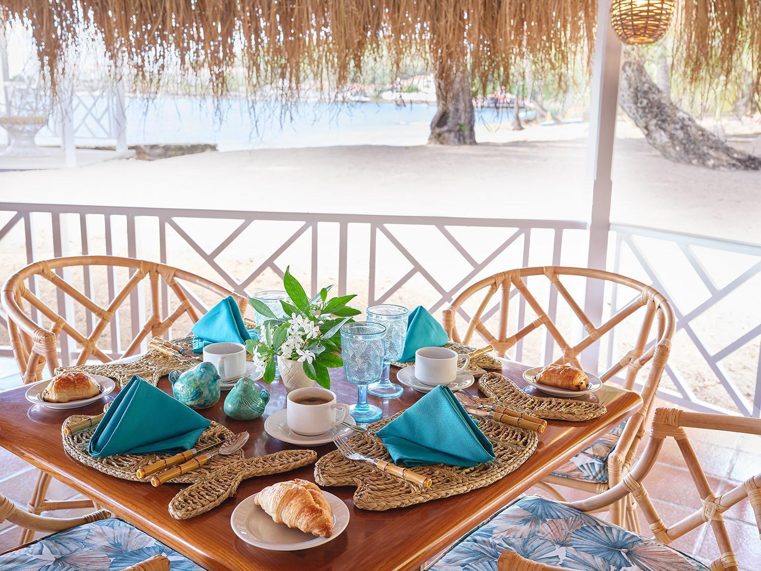 ホテル East Winds St. Lucia グロス・アイレット エクステリア 写真