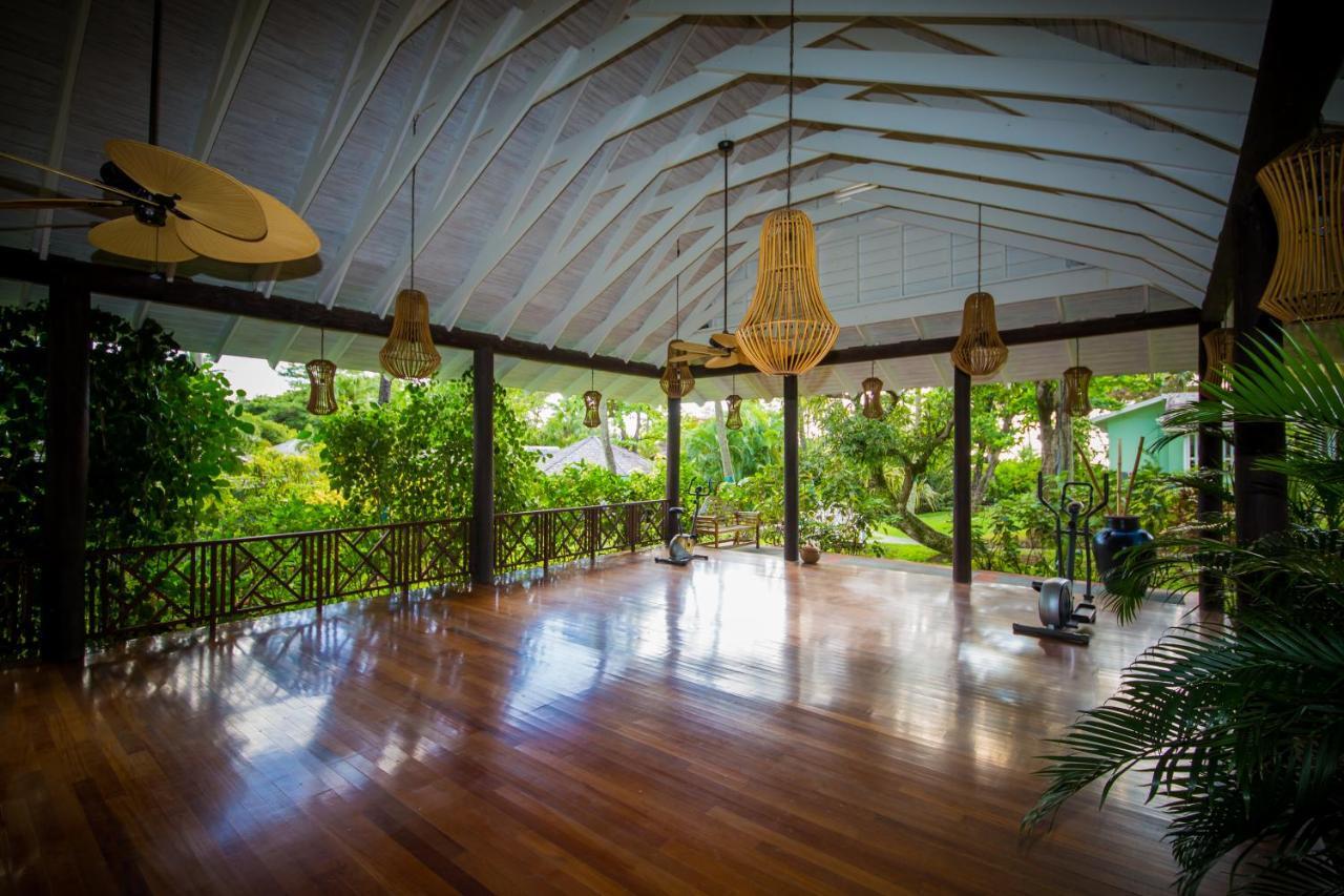 ホテル East Winds St. Lucia グロス・アイレット エクステリア 写真