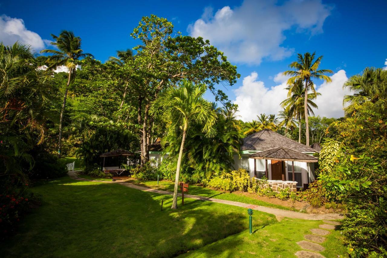 ホテル East Winds St. Lucia グロス・アイレット エクステリア 写真